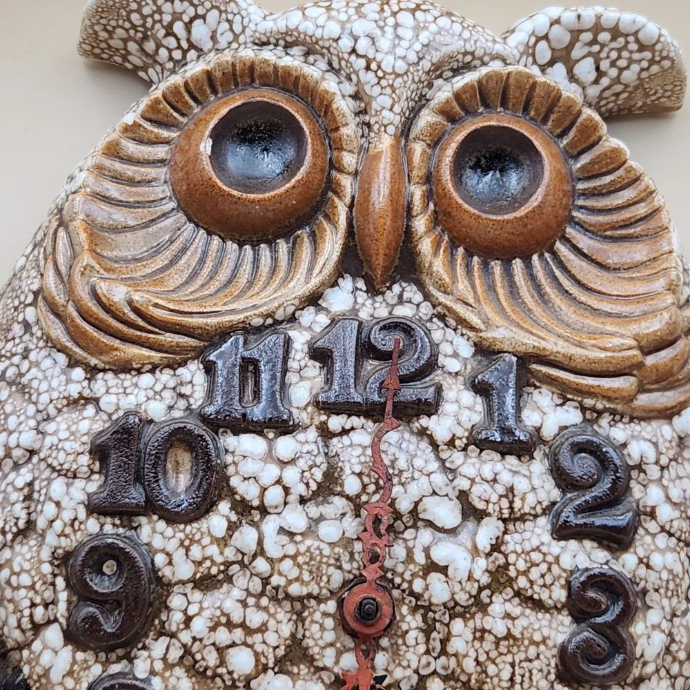 Arnels Vintage MCM Brown & Cream Triple Owl Family Wall Clock 70s Hippy Retro